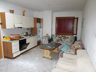 .FREE THREE-ROOM APARTMENT CAVASO DEL TOMBA (TV) WITH OUTDOOR PARKING SPACE -EREDITÀ GIACENTE R.G. 2063/2020
